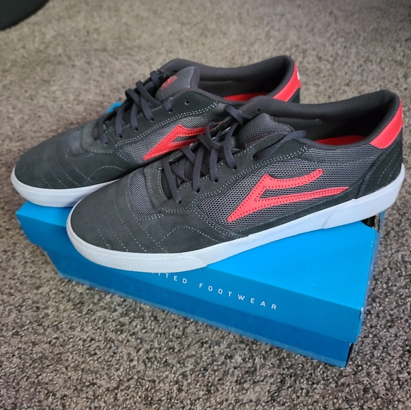 Lakai Cambridge Charcoal/Flame Skate Shoes - Picture 1 of 7